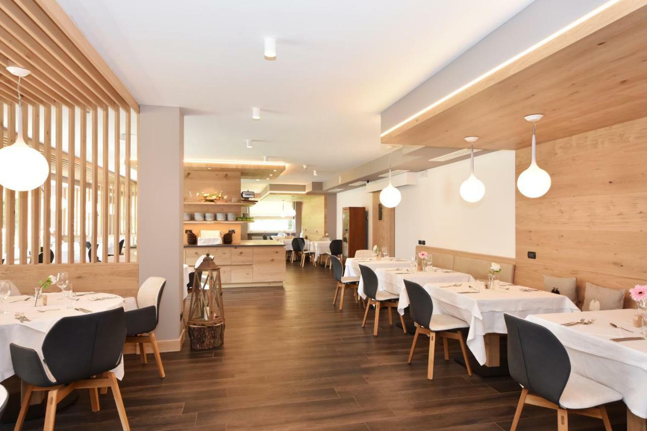 X Alp Hotel 4*
