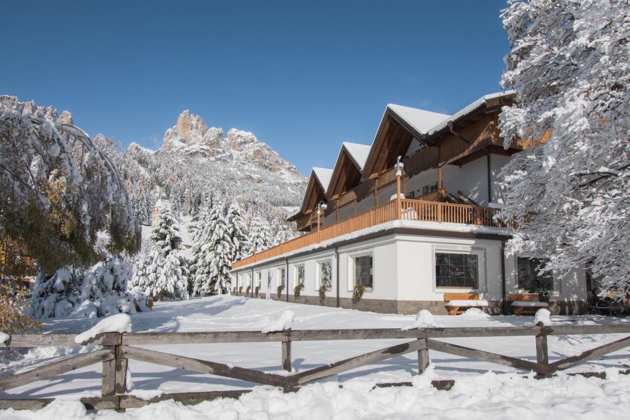 X Alp Hotel Pozza di Fassa